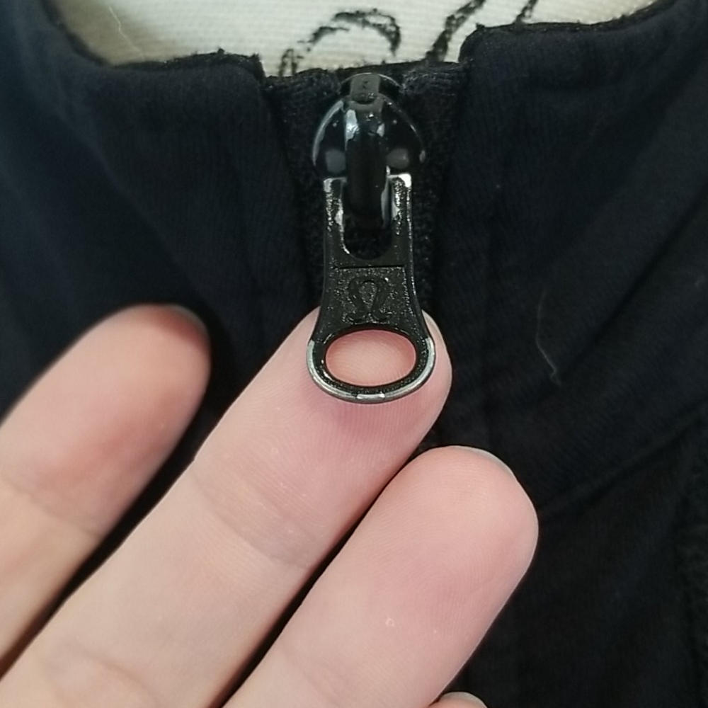 Lululemon Shape Jacket (Old School) - image 3